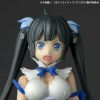 Revoltech Hestia (Is It Wrong to Try to Pick Up Girls in a Dungeon?) Additional Thumbnail 8