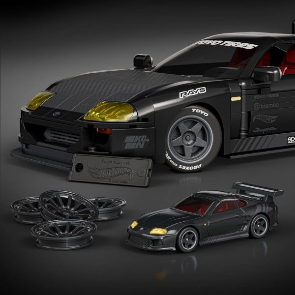 Hot Wheels Elite Mattel Brick Shop Building Set 1/16 '94 Toyota Supra MKIV Additional Image 4