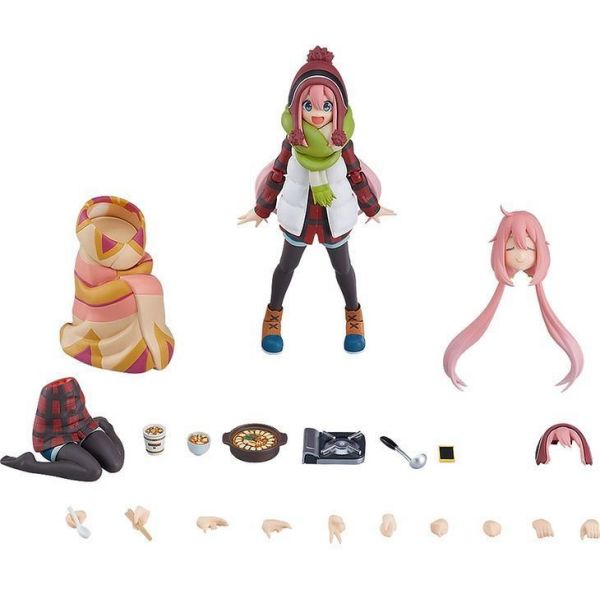 figma Nadeshiko Kagamihara DX Edition (Laid-Back Camp) Main Image
