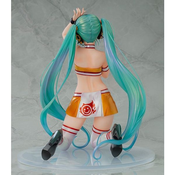 Racing Miku 2010 Ver. Art by Kentaro Yabuki 1/7 Scale Statue (Hatsune Miku GT Project) Additional Image 1