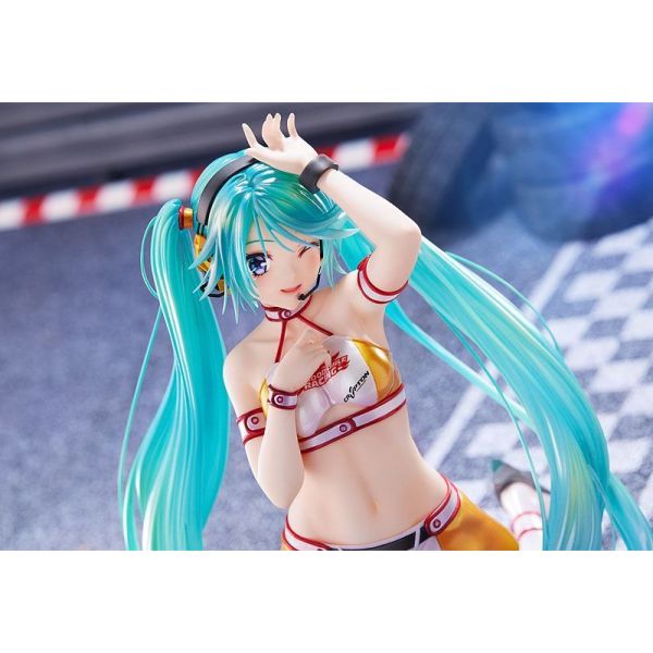 Racing Miku 2010 Ver. Art by Kentaro Yabuki 1/7 Scale Statue (Hatsune Miku GT Project) Additional Image 7