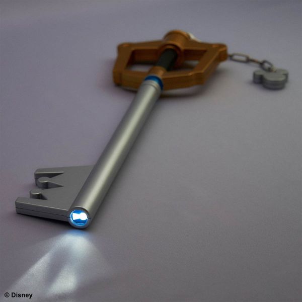 Kingdom Hearts Light Up Keyblade - Kingdom Key Additional Image 3