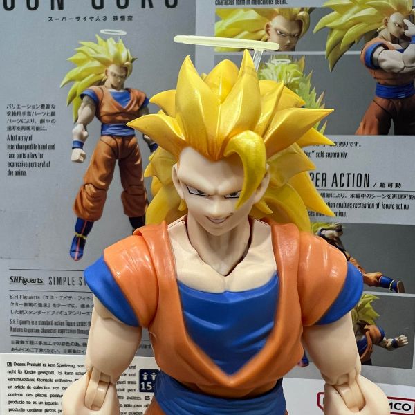[Minor Damage] Super Saiyan 3 Son Goku - S.H. Figuarts Action Figure (Dragon Ball Z) Additional Image 1