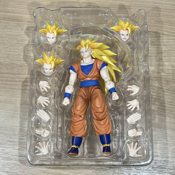 [Minor Damage] Super Saiyan 3 Son Goku - S.H. Figuarts Action Figure (Dragon Ball Z) Additional Image 2