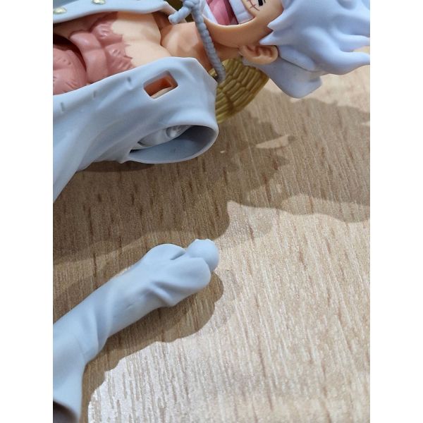 [For Parts Only] S.H. Figuarts Monkey D. Luffy GEAR 5 (One Piece) (Left arm snapped off) Additional Image 2