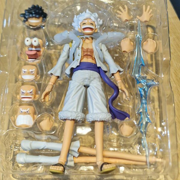 [For Parts Only] S.H. Figuarts Monkey D. Luffy GEAR 5 (Right arm snapped off) Additional Image 3