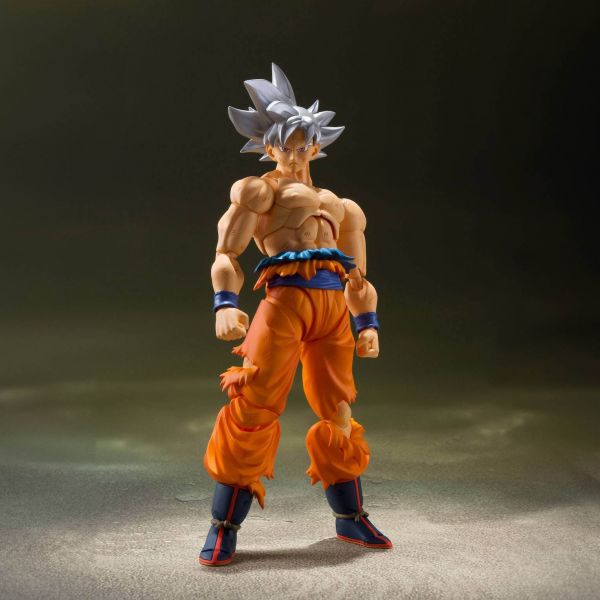 S.H. Figuarts Son Goku Ultra Instinct (Dragon Ball Super) Main Image