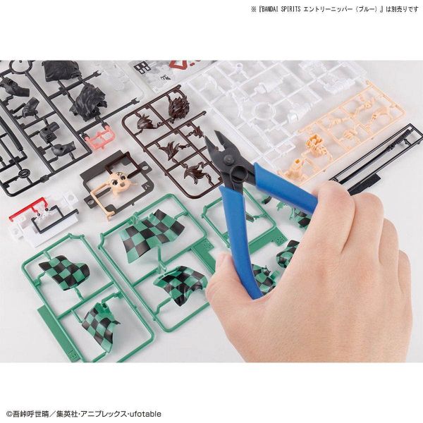 Tanjiro Kamado - Model Kit (Demon Slayer: Kimetsu no Yaiba) Additional Image 7