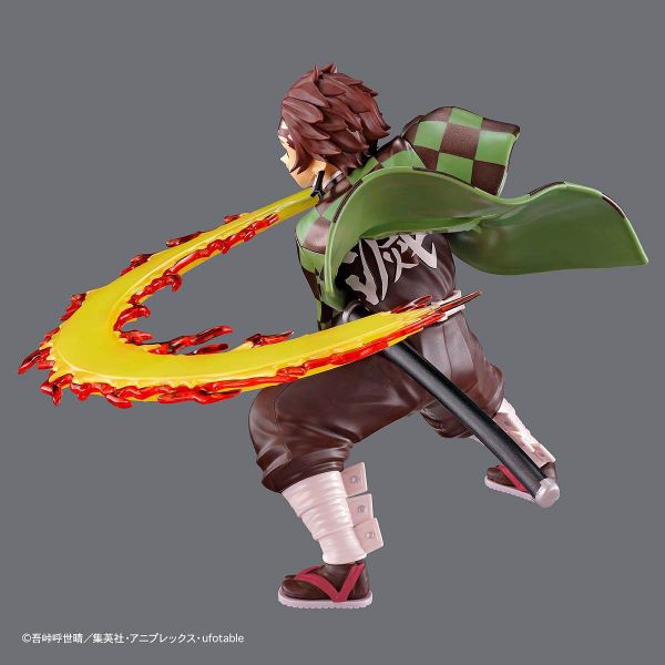 Tanjiro Kamado - Hinokami Kagura Model Kit (Demon Slayer: Kimetsu no Yaiba) Additional Image 2