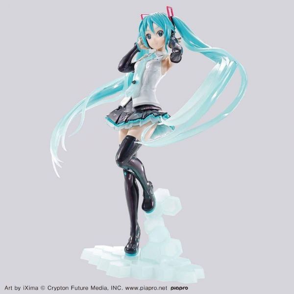 Figure-rise LABO Hatsune Miku V4X Model Kit (Vocaloid) Image