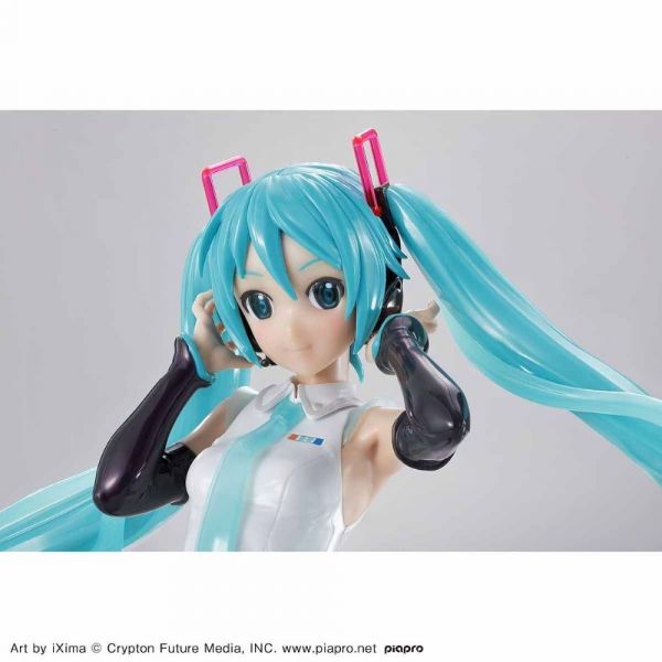 Figure-rise LABO Hatsune Miku V4X Model Kit (Vocaloid) Image