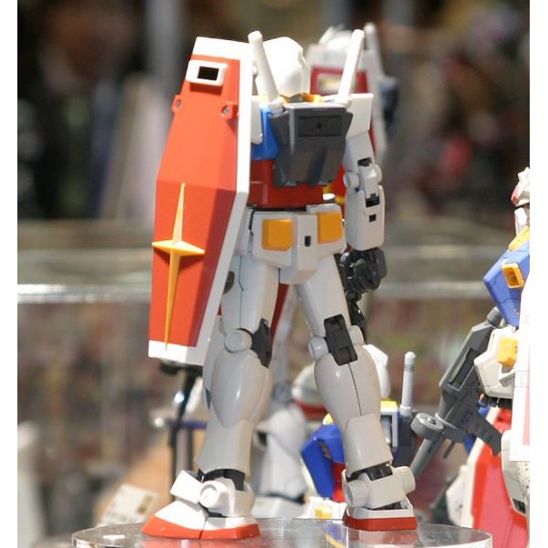 MG RX-78-2 Gundam Ver 2.0 (Mobile Suit Gundam) Image