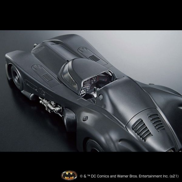 Batmobile 1/35 Scale Model Kit (Batman 1989 Ver.) Image