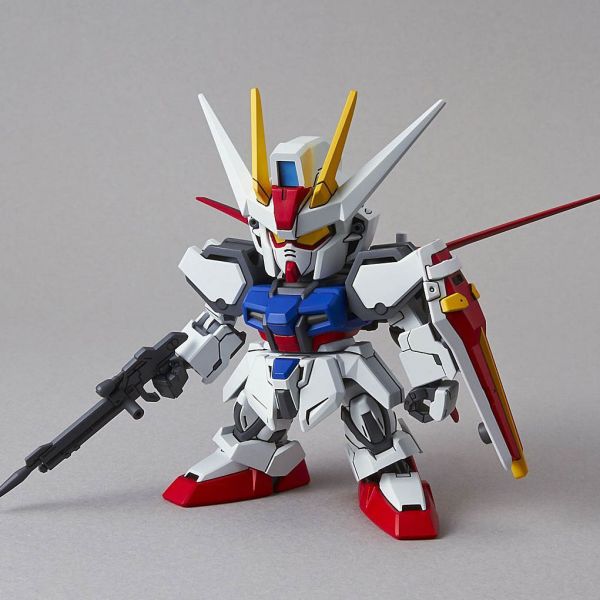 SD Gundam EX Standard Aile Strike Gundam (Mobile Suit Gundam SEED) Main Image