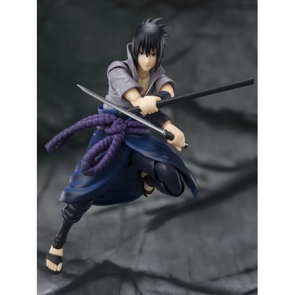 S.H. Figuarts Sasuke Uchiha - He Who Bears All Hatred Ver. (Naruto Shippuden) Additional Image 4