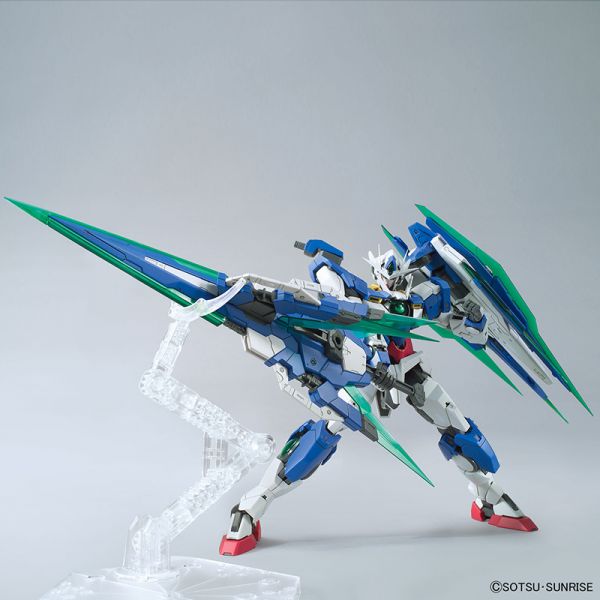 MG 00 Qan[T] Full Saber (Mobile Suit Gundam 00V Senki) Additional Image 1