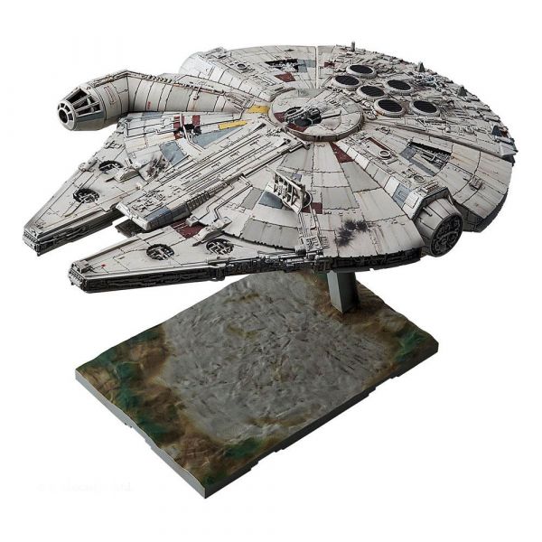 Millennium Falcon Model Kit (Star Wars Episode VII: The Force Awakens) Main Image