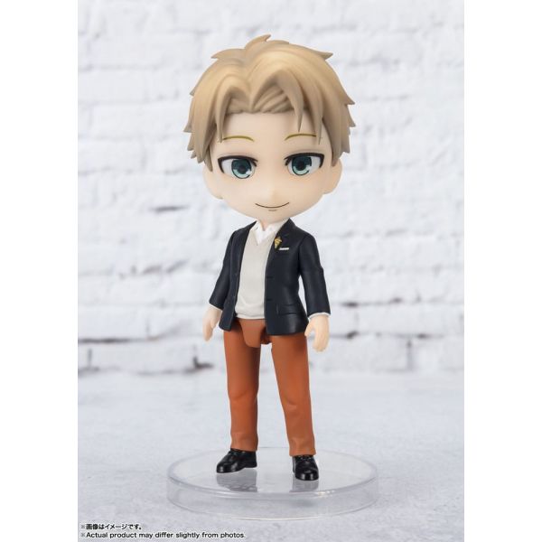 Figuarts mini Loid Forger (Odekeke Outfit) Action Figure (Spy x Family) Additional Image 2