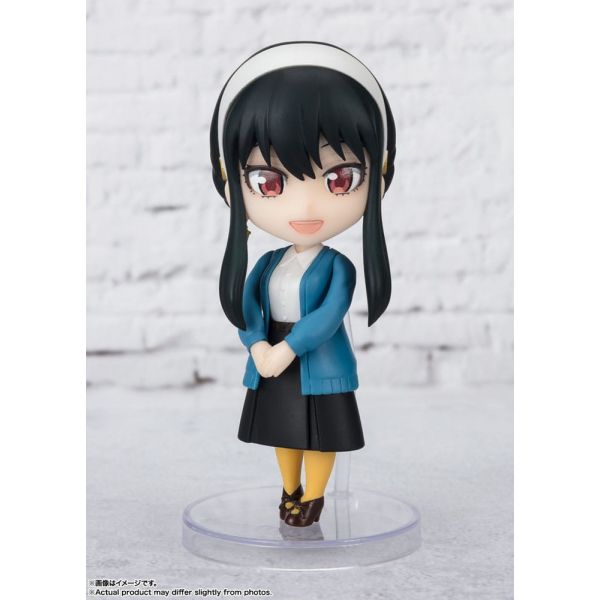 Figuarts mini Yor Forger (Odekeke Outfit) Action Figure (Spy x Family) Additional Image 1