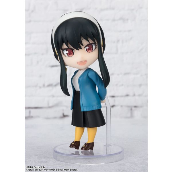 Figuarts mini Yor Forger (Odekeke Outfit) Action Figure (Spy x Family) Additional Image 4
