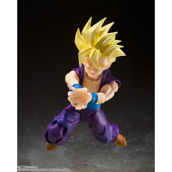 S.H. Figuarts Super Saiyan Son Gohan - The Warrior Who Surpassed Goku (Dragon Ball Z) Additional Image 3