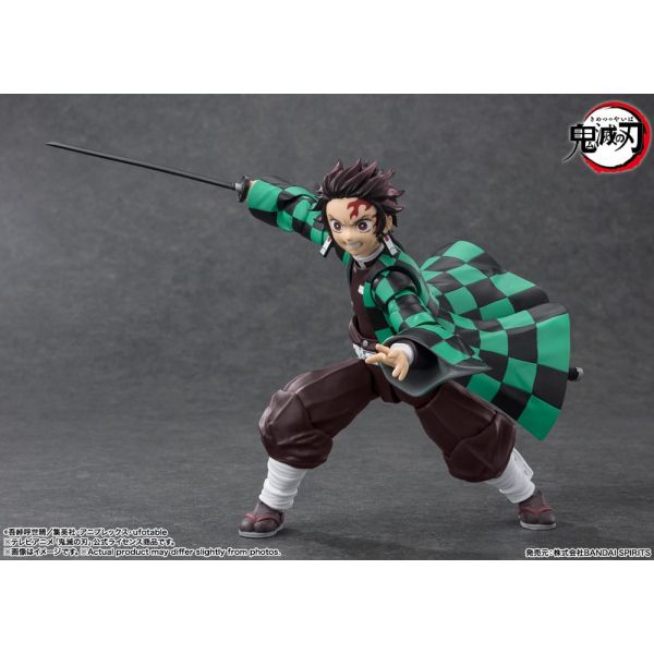 S.H. Figuarts Tanjiro Kamado (Demon Slayer: Kimetsu no Yaiba) Image