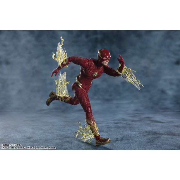 S.H. Figuarts Flash (The Flash) Additional Image 4