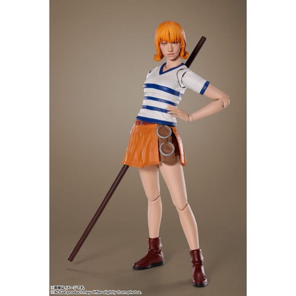 S.H. Figuarts Nami (Netflix) (One Piece) Additional Image 2