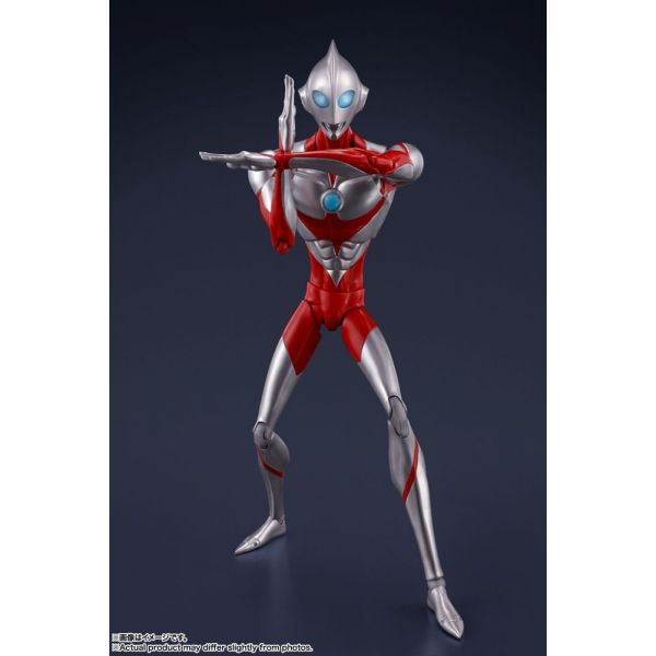 S.H. Figuarts Ultraman & Emi 2-pack (Ultraman: Rising) Additional Image 1