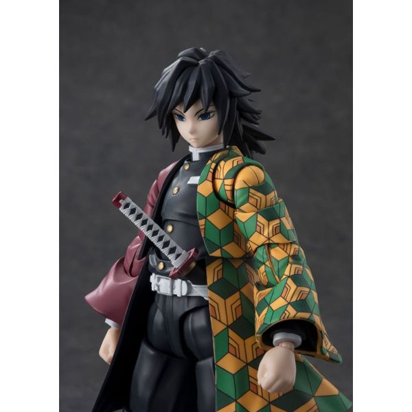S.H. Figuarts Giyu Tomioka (Demon Slayer: Kimetsu no Yaiba) Additional Image 7