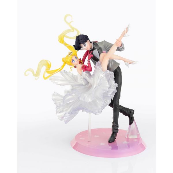 FiguartsZERO Chouette Usagi & Tuxedo Mask Moonlight Glow Edition (Sailor Moon) Additional Image 1