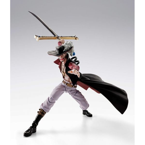 S.H. Figuarts Dracule Mihawk Hawkeye (One Piece) Additional Image 5