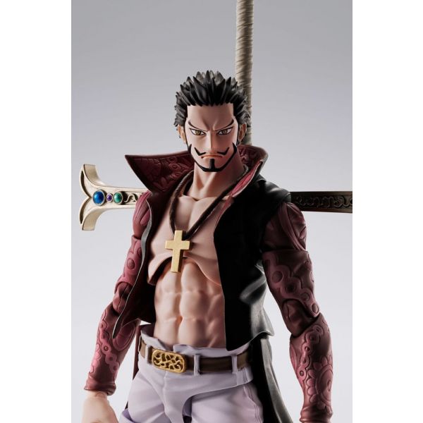 S.H. Figuarts Dracule Mihawk Hawkeye (One Piece) Additional Image 6