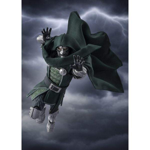 S.H.Figuarts Doctor Doom (Marvel: Avengers: Doomsday) Additional Image 6