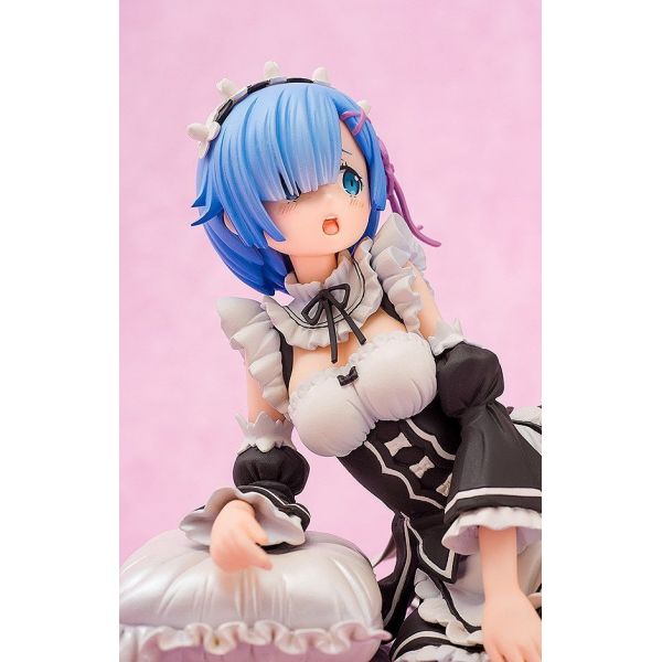 Rem - 1/7 Scale PVC Statue (Re:ZERO - Starting Life in Another World) Additional Image 7