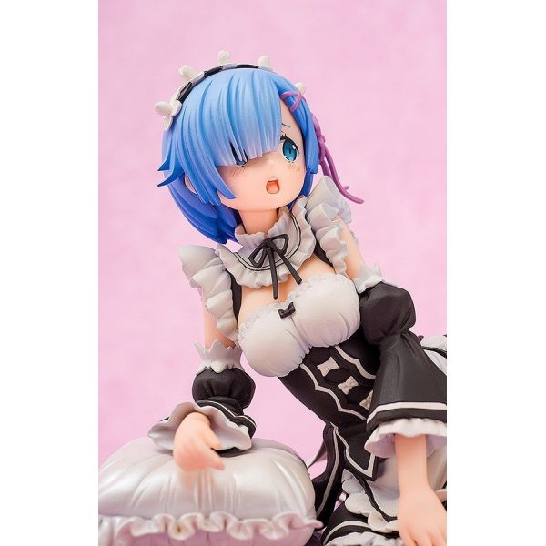 Rem - 1/7 Scale PVC Statue (Re:ZERO - Starting Life in Another World) Image