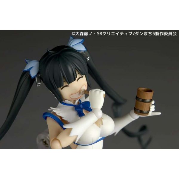 Revoltech Hestia (Is It Wrong to Try to Pick Up Girls in a Dungeon?) Additional Image 4