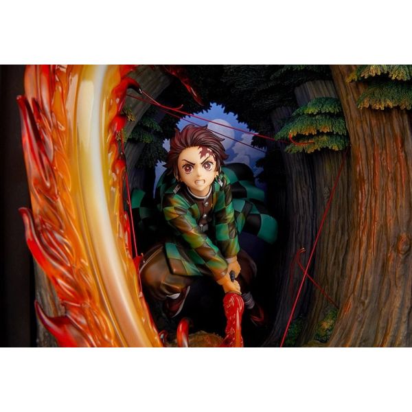 Tanjiro Kamado: Hinokami Kagura Dance PVC Statue (Demon Slayer: Kimetsu no Yaiba) Additional Image 1