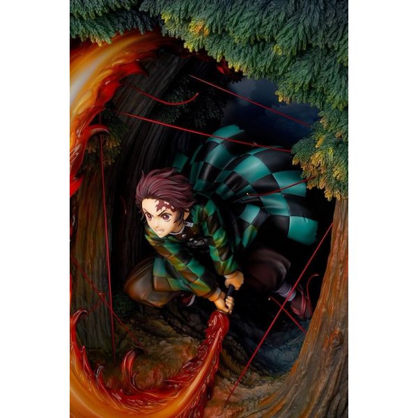 Tanjiro Kamado: Hinokami Kagura Dance PVC Statue (Demon Slayer: Kimetsu no Yaiba) Additional Image 8