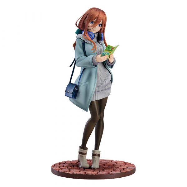 Miku Nakano Date Style Ver. 1/6 Scale Statue (The Quintessential Quintuplets) Main Image