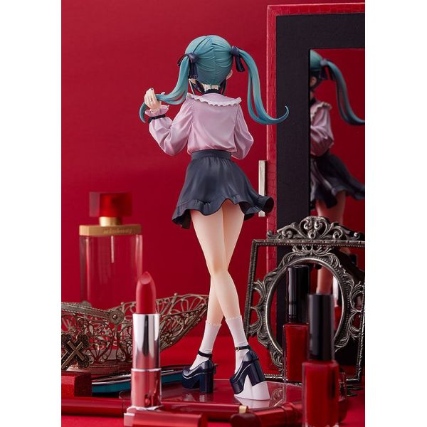 POP UP PARADE Hatsune Miku: The Vampire Ver. L (Character Vocal Series 01: Hatsune Miku) Additional Image 5