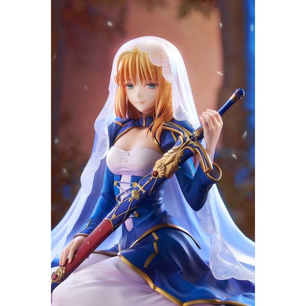 Saber Garden of Avalon (Fate/Grand Order) Additional Image 6
