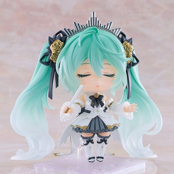 Nendoroid Hatsune Miku Symphony: 10th Anniversary Ver. (Character Vocal Series 01: Hatsune Miku) Additional Image 3