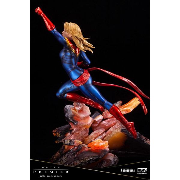 Captain Marvel - ARTFX PREMIER 1/10 PVC Statue Additional Image 6