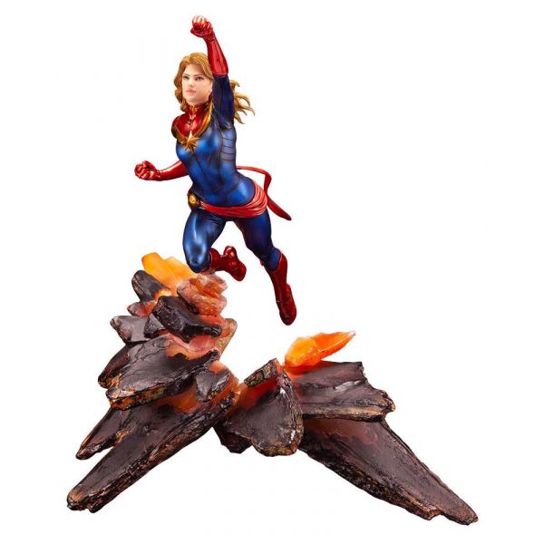 Captain Marvel - ARTFX PREMIER 1/10 PVC Statue Main Image