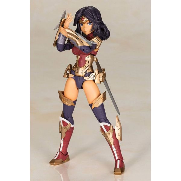 Wonder Woman Humikane Shimada Ver. - Cross Frame Girl Plastic Model Kit (Wonder Woman) Image