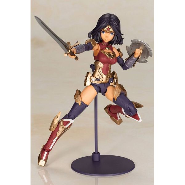 Wonder Woman Humikane Shimada Ver. - Cross Frame Girl Plastic Model Kit (Wonder Woman) Additional Image 2
