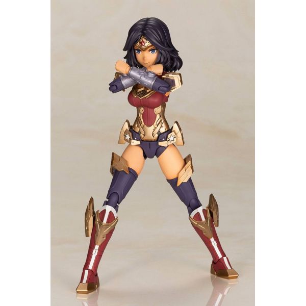 Wonder Woman Humikane Shimada Ver. - Cross Frame Girl Plastic Model Kit (Wonder Woman) Image