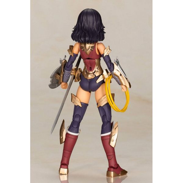 Wonder Woman Humikane Shimada Ver. - Cross Frame Girl Plastic Model Kit (Wonder Woman) Image
