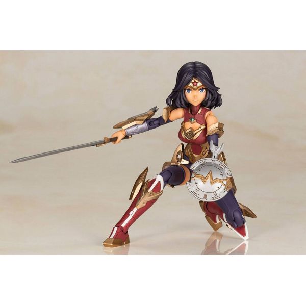 Wonder Woman Humikane Shimada Ver. - Cross Frame Girl Plastic Model Kit (Wonder Woman) Additional Image 6